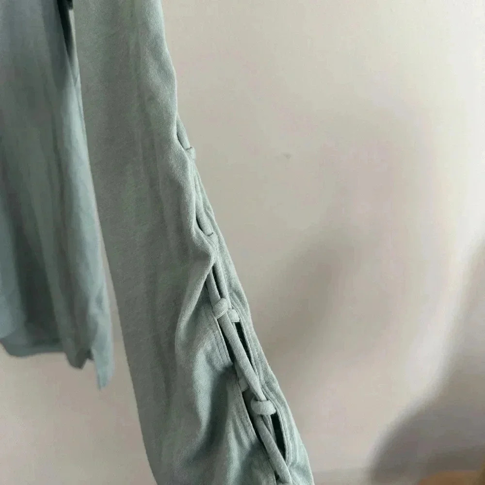 Pink Victoria’s Secret long sleeve shirt - Picture 5 of 6